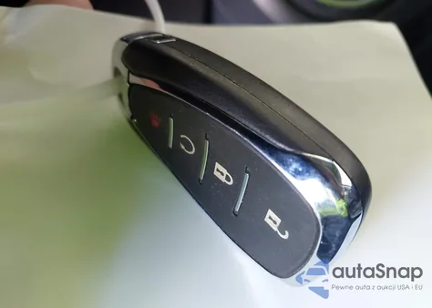 2024 Chevrolet Blazer Fwd 2Lt from USA, damaged, VIN 3GNKBCR48RS185809